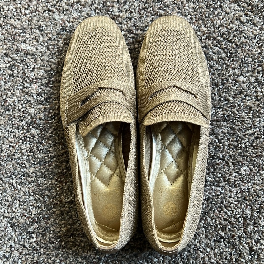 La Strada Gold Loafers size 8 (39) New Without Box